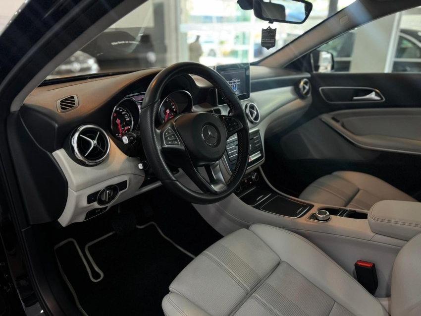 mercedes-benz gla 200 1.6 cgi flex advance 7g-dct 4p automatico 20187