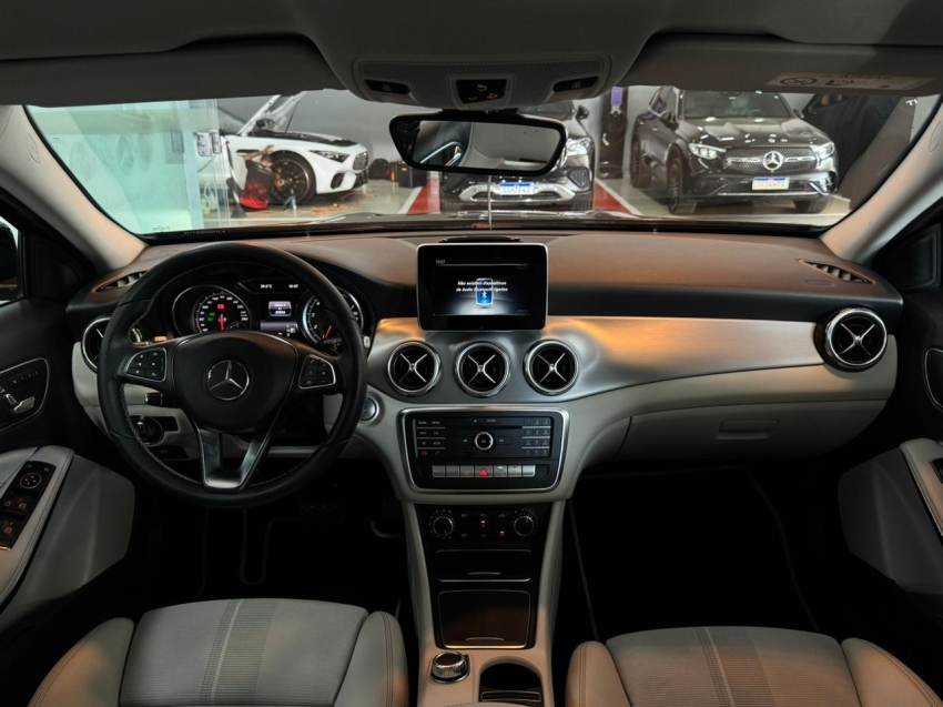 mercedes-benz gla 200 1.6 cgi flex advance 7g-dct 4p automatico 20188