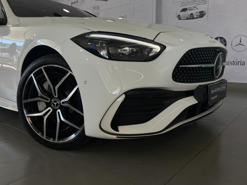 mercedes-benz c 300 2.0 eq boost hibrido amg line 9g-tronic 4p automatico 20251