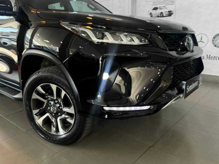 toyota hilux sw4 2.8 d-4d turbo diesel diamond 7l 4x4 automatico 4p 20241