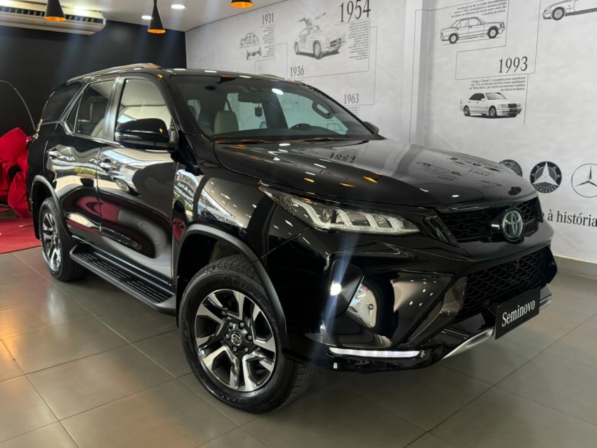 toyota hilux sw4 2.8 d-4d turbo diesel diamond 7l 4x4 automatico 4p 2024