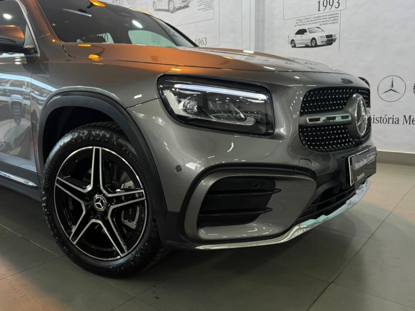 mercedes-benz glb 220 2.0 mhev amg line 4matic 8g-dct hibrido 4p automatico 20251