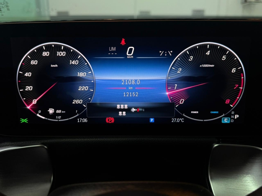 mercedes-benz glb 220 2.0 mhev amg line 4matic 8g-dct hibrido 4p automatico 202510
