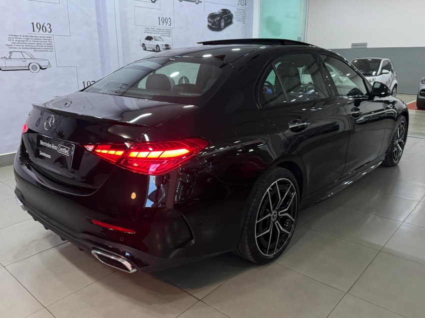 mercedes-benz c 300 2.0 eq boost hibrido amg line 9g-tronic 4p automatico 20246