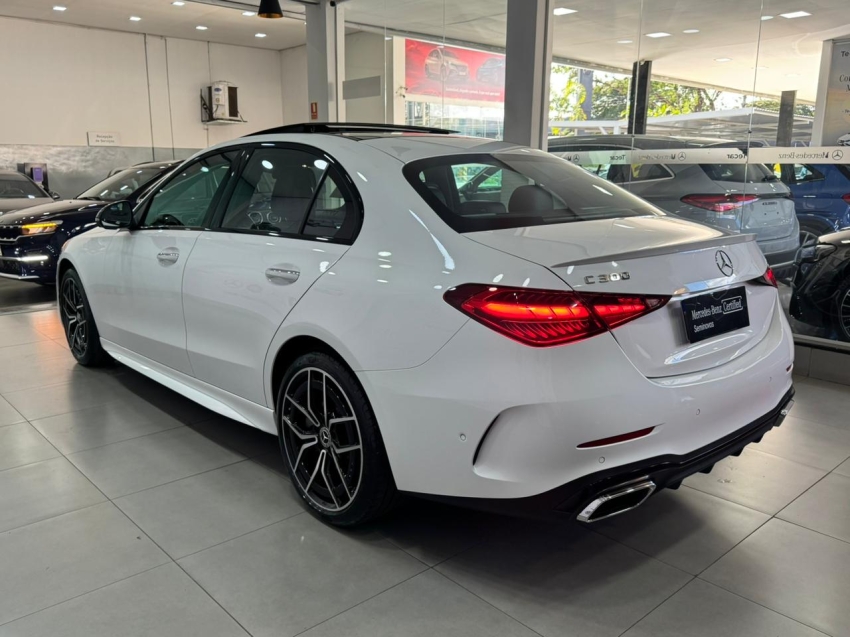 mercedes-benz c 300 2.0 eq boost hibrido amg line 9g-tronic 4p automatico 20243