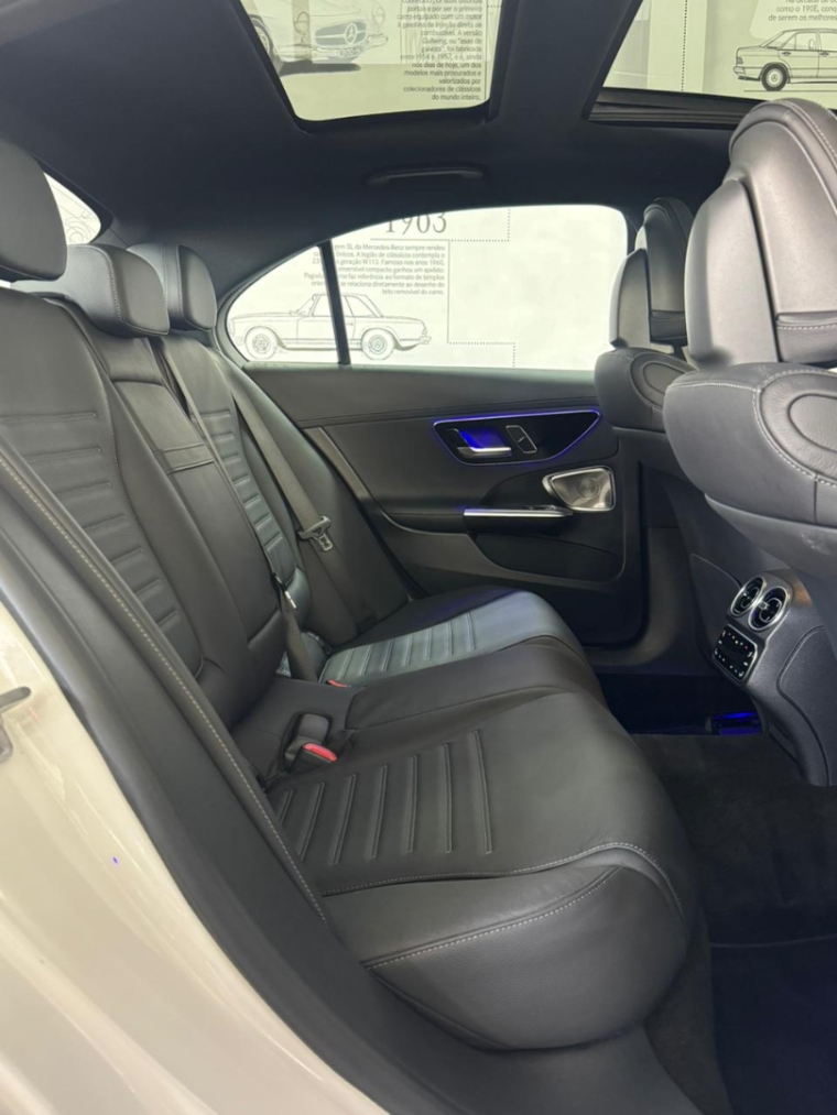 mercedes-benz c 300 2.0 eq boost hibrido amg line 9g-tronic 4p automatico 202412