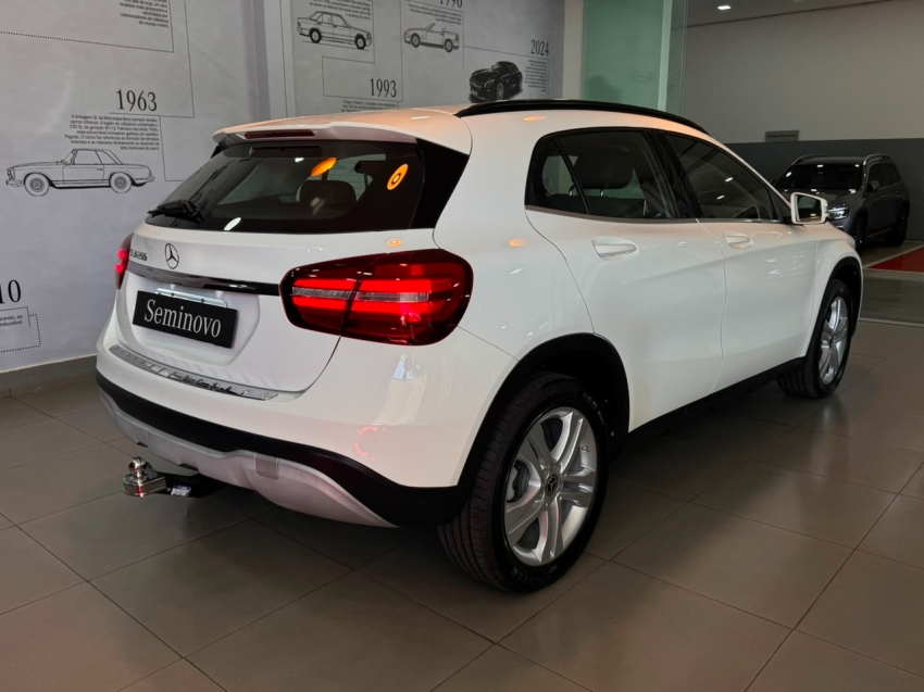 mercedes-benz gla 200 1.6 cgi flex style 7g-dct 4p automatico 20191