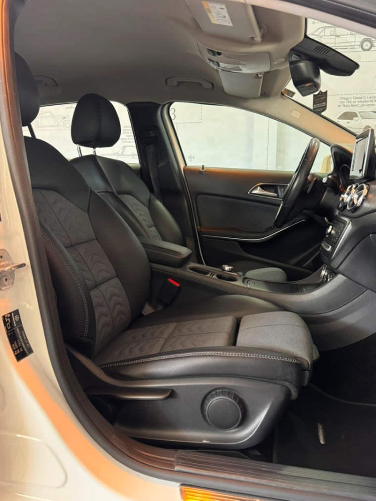 mercedes-benz gla 200 1.6 cgi flex style 7g-dct 4p automatico 20199
