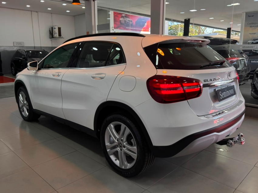 mercedes-benz gla 200 1.6 cgi flex style 7g-dct 4p automatico 20193