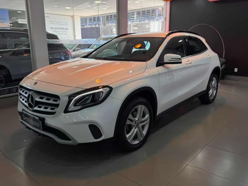 mercedes-benz gla 200 1.6 cgi flex style 7g-dct 4p automatico 20194