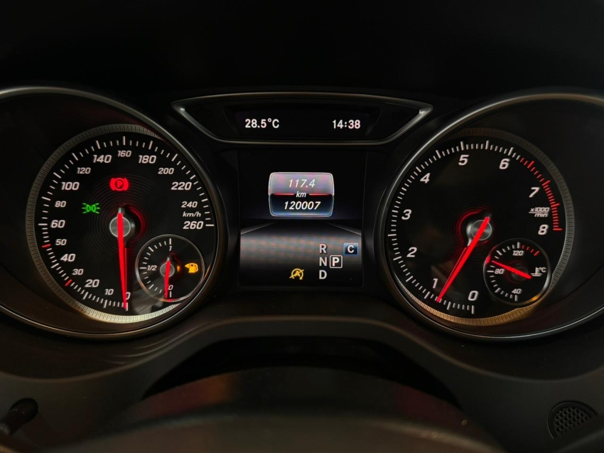 mercedes-benz gla 200 1.6 cgi flex enduro 7g-dct 4p automatico 201813
