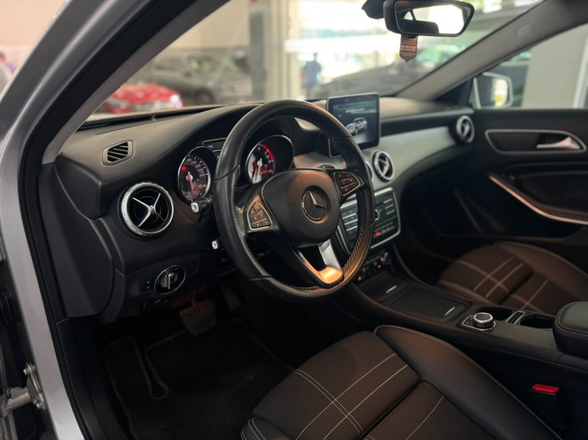 mercedes-benz gla 200 1.6 cgi enduro 16v turbo flex 4p automatico 20177