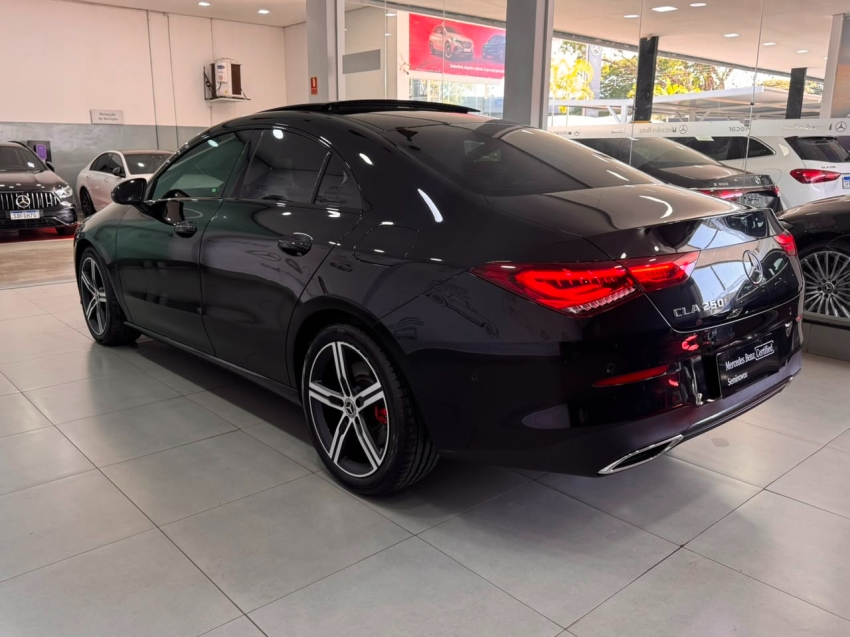 mercedes-benz cla 250 2.0 cgi gasolina 7g-dct 4p automatico 20213