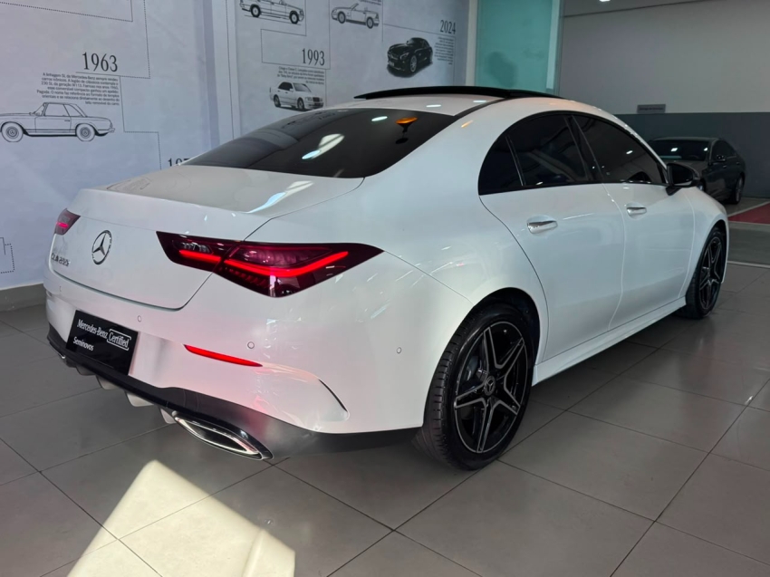 mercedes-benz cla 200 1.3 mhev amg line 7g-dct hibrido 4p automatico 20241