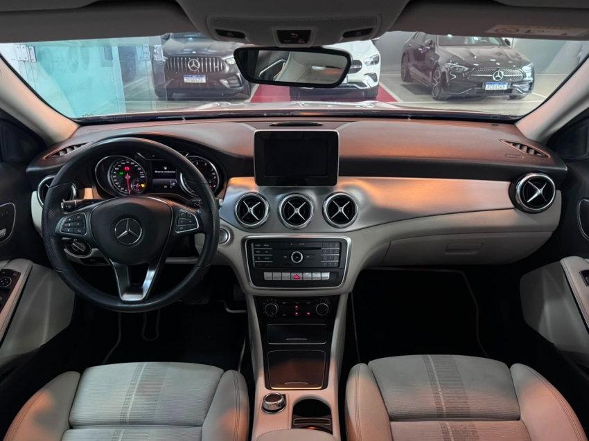 mercedes-benz gla 200 1.6 cgi flex advance 7g-dct 4p automatico 20197