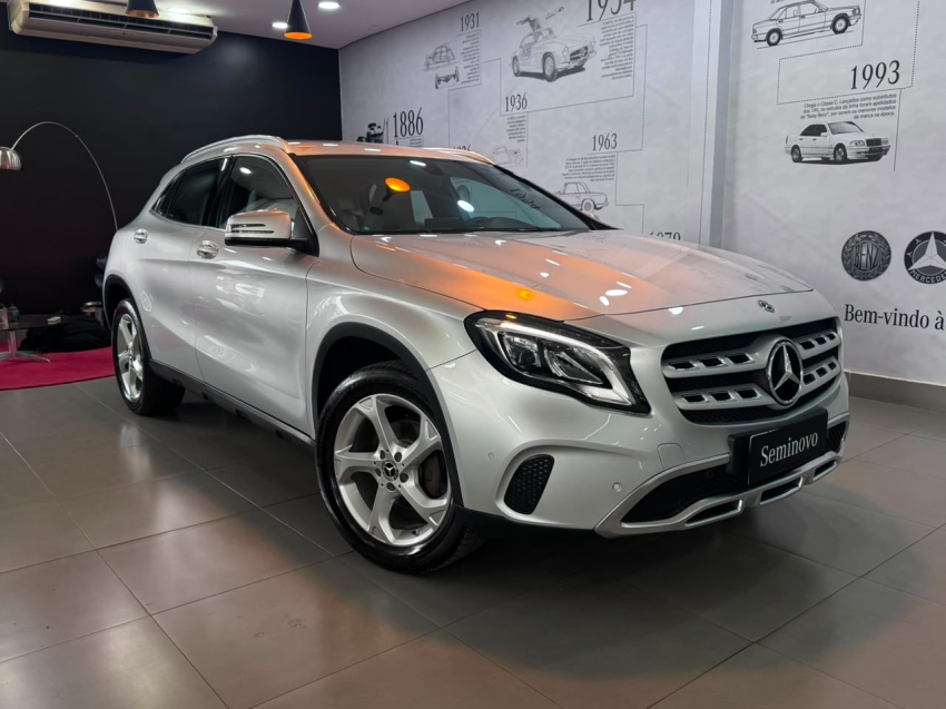 mercedes-benz gla 200 1.6 cgi flex advance 7g-dct 4p automatico 20190