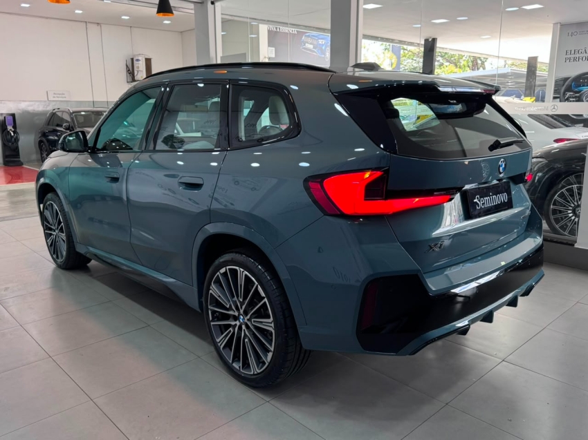bmw x1 2.0 16v turbo gasolina sdrive20i m sport steptronic 4p automatico 20263