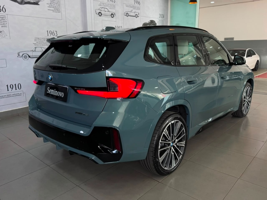 bmw x1 2.0 16v turbo gasolina sdrive20i m sport steptronic 4p automatico 20261