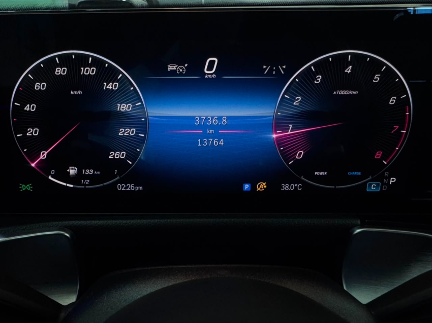 mercedes-benz glb 220 2.0 mhev amg line 4matic 8g-dct hibrido 4p automatico 202512