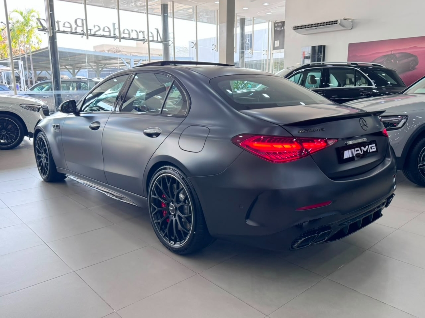 mercedes-benz c 63 amg 2.0 turbo phev s e performance 4matic+ speedshift hibrido 4p automatico 20263