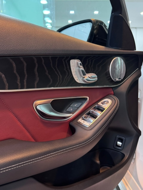 mercedes-benz c 300 2.0 cgi gasolina sport 9g-tronic 4p automatico 202010