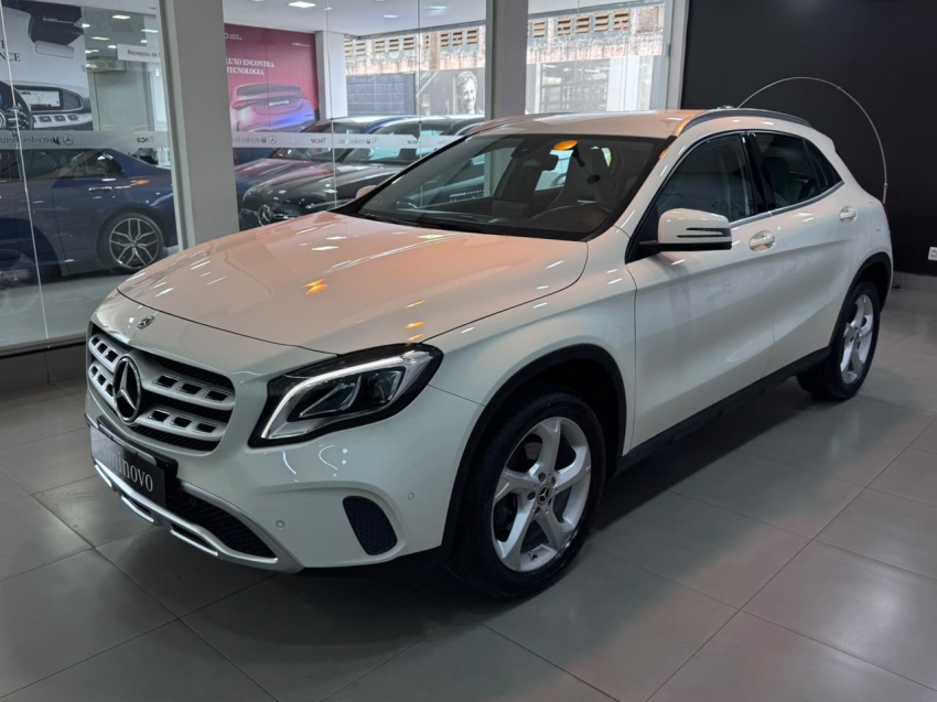 mercedes-benz gla 200 1.6 cgi flex advance 7g-dct 4p automatico 20184