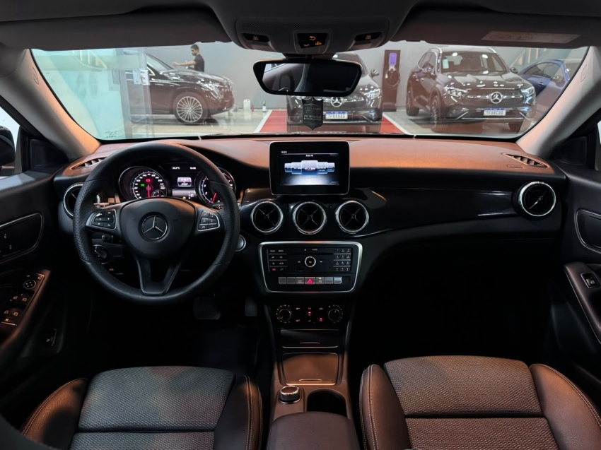 mercedes-benz cla 180 1.6 cgi gasolina 7g-dct 4p automatico 20197