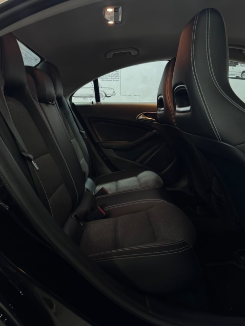 mercedes-benz cla 180 1.6 cgi gasolina 7g-dct 4p automatico 201910