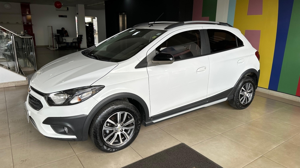 chevrolet onix 1.4 mpfi activ 8v flex 4p manual 2018