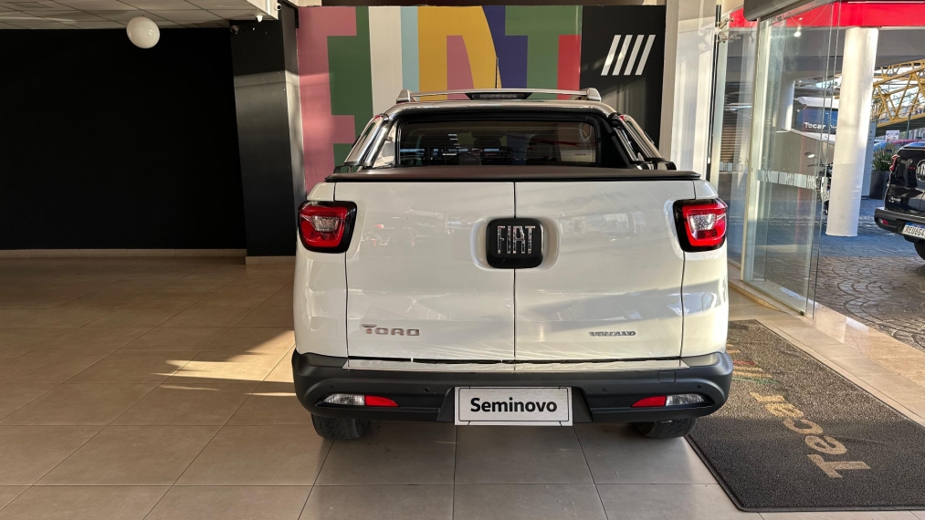 fiat toro 2.0 16v turbo diesel volcano 4wd at9 2022