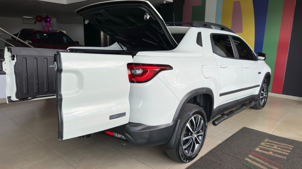 fiat toro 2.0 16v turbo diesel ultra 4wd at9 1.3 4p automatico 2021 fiat toro 2.0 16v turbo diesel ultra 4wd at9 1.3 4p automatico 2021