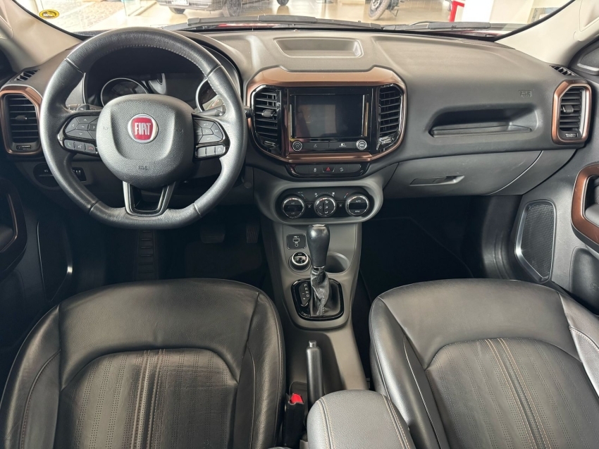 fiat toro 2.0 16v turbo diesel volcano 4wd at9.