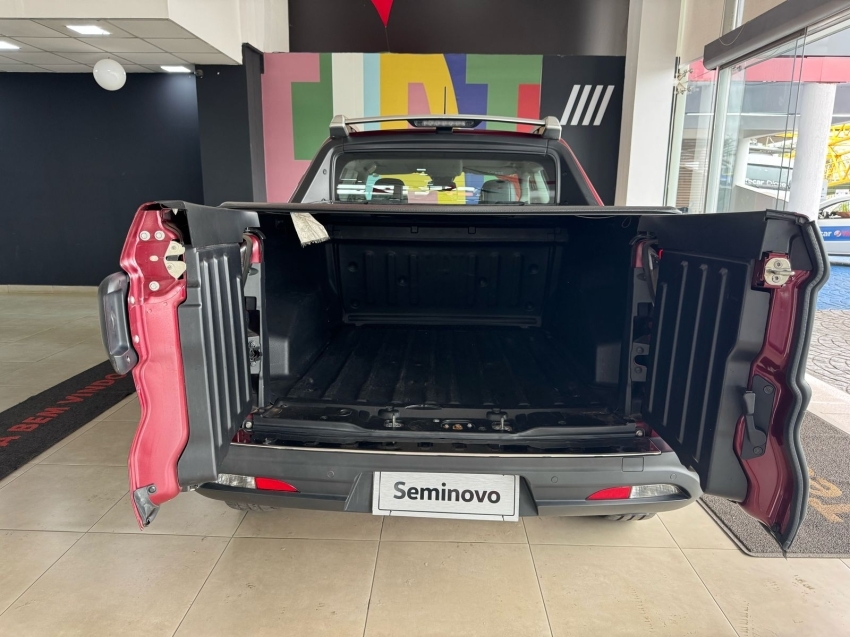 fiat toro 2.0 16v turbo diesel volcano 4wd at9.