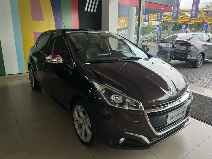 peugeot 208 1.6 urbantech 16v flex 4p automatico. peugeot 208 1.6 urbantech 16v flex 4p automatico.