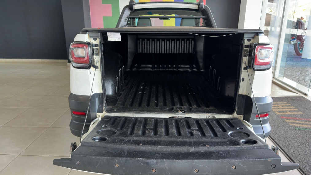 fiat strada 1.4 fire flex endurance cs manual 4p 2023 fiat strada 1.4 fire flex endurance cs manual 4p 2023