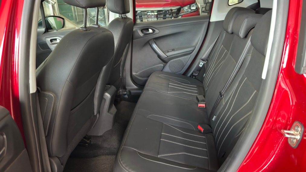 peugeot 2008 1.6 16v thp flex griffe 4p automatico. peugeot 2008 1.6 16v thp flex griffe 4p automatico.