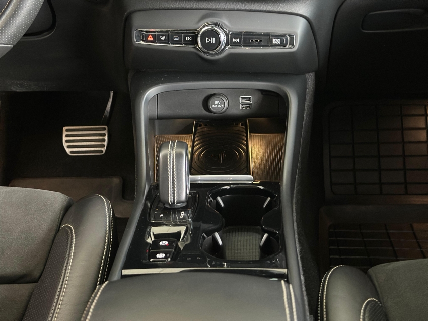 volvo xc40 2.0 t5 gasolina r-design awd geartronic 4p automatico 2019