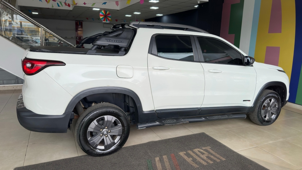 fiat toro 1.8 16v evo flex freedom at6 4p automatico 2021 fiat toro 1.8 16v evo flex freedom at6 4p automatico 2021