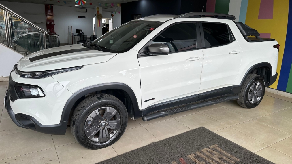 fiat toro 1.8 16v evo flex freedom at6 4p automatico 2021 fiat toro 1.8 16v evo flex freedom at6 4p automatico 2021