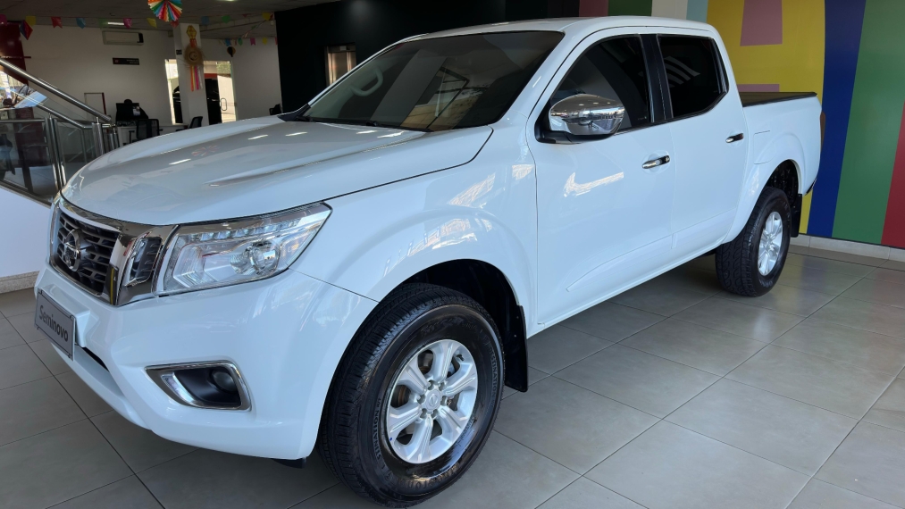 nissan frontier 2.3 16v turbo diesel xe cd 4x4 automatico 4p 2019 nissan frontier 2.3 16v turbo diesel xe cd 4x4 automatico 4p 2019