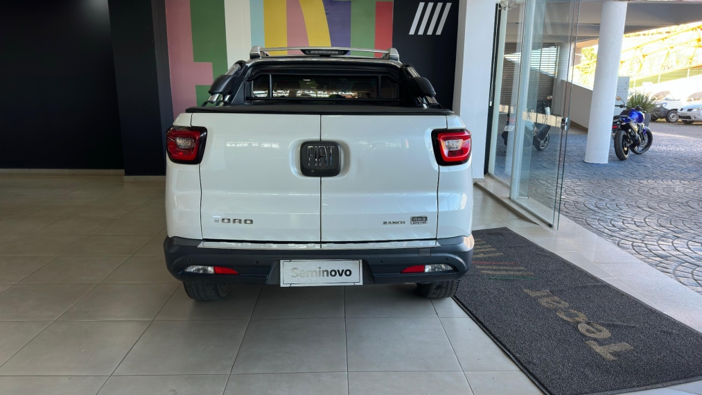 fiat toro 2.0 16v turbo diesel ranch 4wd at9 flex 4p automatico 2022