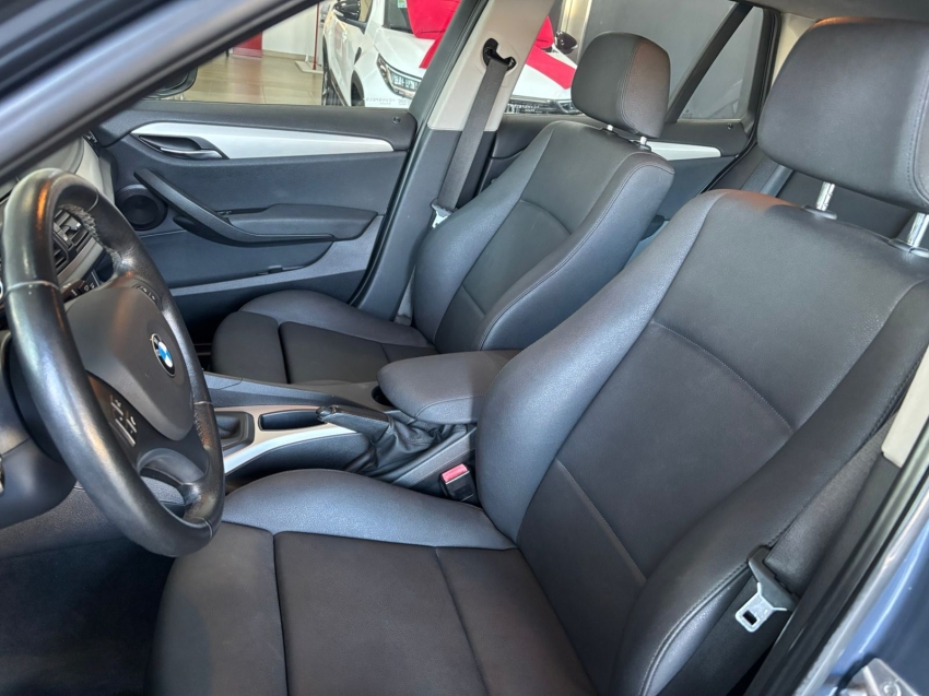 bmw x1 2.0 16v gasolina sdrive18i top 4p automatico 2012 bmw x1 2.0 16v gasolina sdrive18i top 4p automatico 2012