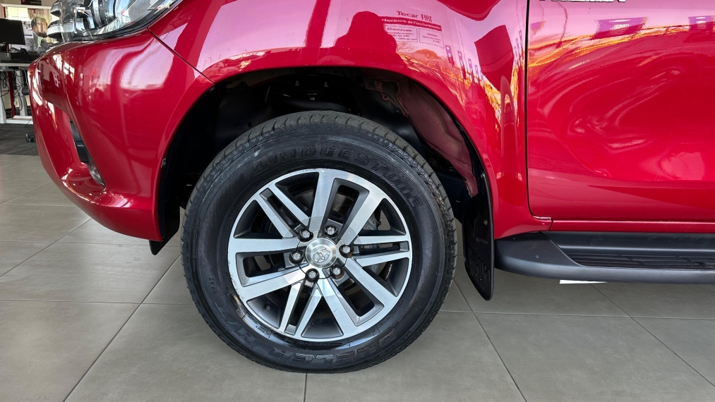 toyota hilux 2.8 srx 4x4 cd 16v diesel 4p automatico 2017 toyota hilux 2.8 srx 4x4 cd 16v diesel 4p automatico 2017