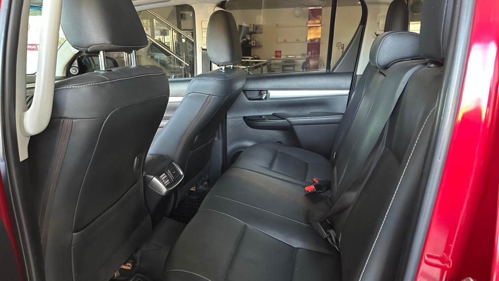 toyota hilux 2.8 srx 4x4 cd 16v diesel 4p automatico 2017 toyota hilux 2.8 srx 4x4 cd 16v diesel 4p automatico 2017