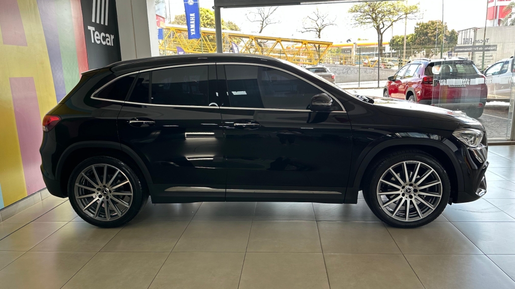mercedes-benz gla 200 1.3 gci gasolina amg line 7g-dct 4p automatico 2021 mercedes-benz gla 200 1.3 gci gasolina amg line 7g-dct 4p automatico 2021