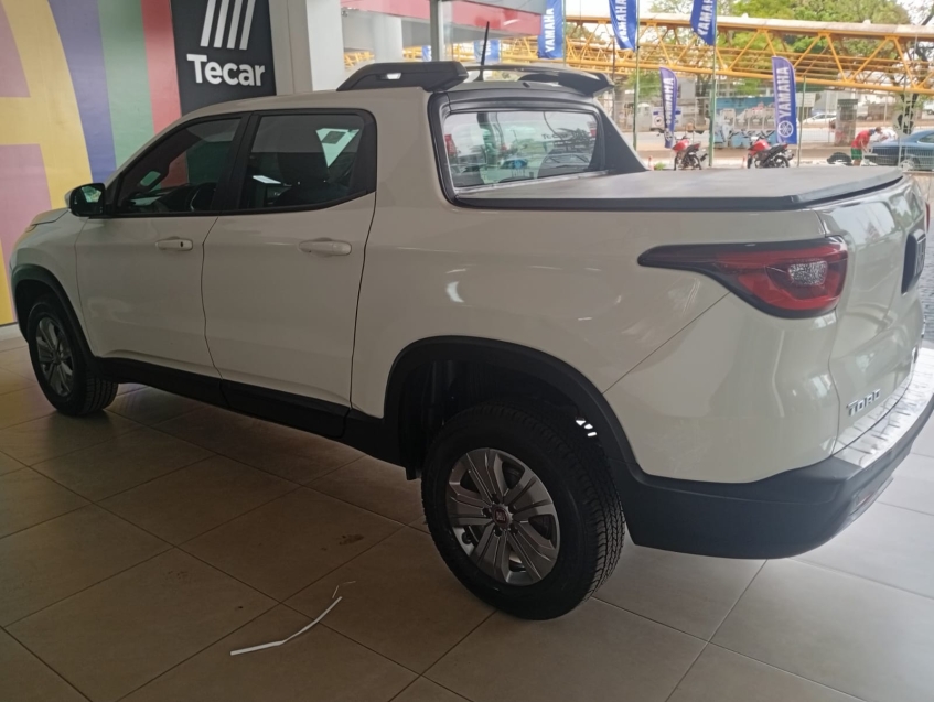 fiat toro 1.8 16v evo flex freedom at6 4p automatico 2018 fiat toro 1.8 16v evo flex freedom at6 4p automatico 2018