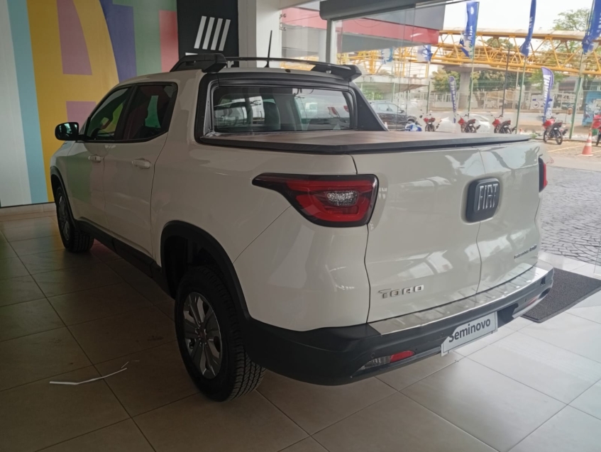 fiat toro 1.8 16v evo flex freedom at6 4p automatico 2018 fiat toro 1.8 16v evo flex freedom at6 4p automatico 2018