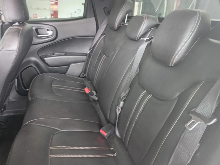 fiat toro 1.8 16v evo flex freedom at6 4p automatico 2018 fiat toro 1.8 16v evo flex freedom at6 4p automatico 2018
