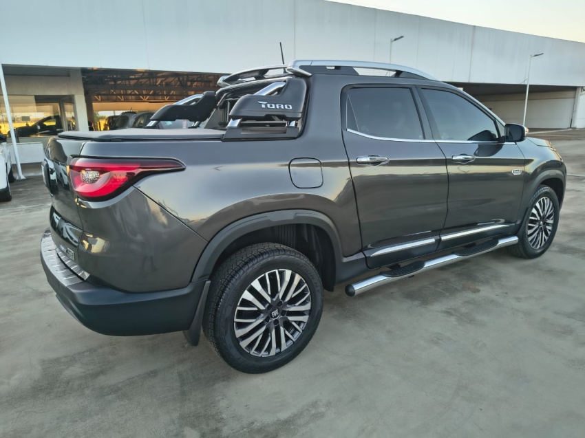 fiat toro 2.0 16v turbo diesel ranch 4wd at9 4p automatico 2025 fiat toro 2.0 16v turbo diesel ranch 4wd at9 4p automatico 2025