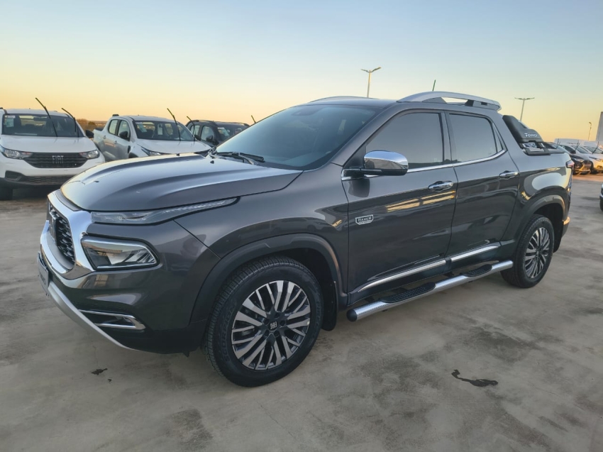 fiat toro 2.0 16v turbo diesel ranch 4wd at9 4p automatico 2025 fiat toro 2.0 16v turbo diesel ranch 4wd at9 4p automatico 2025